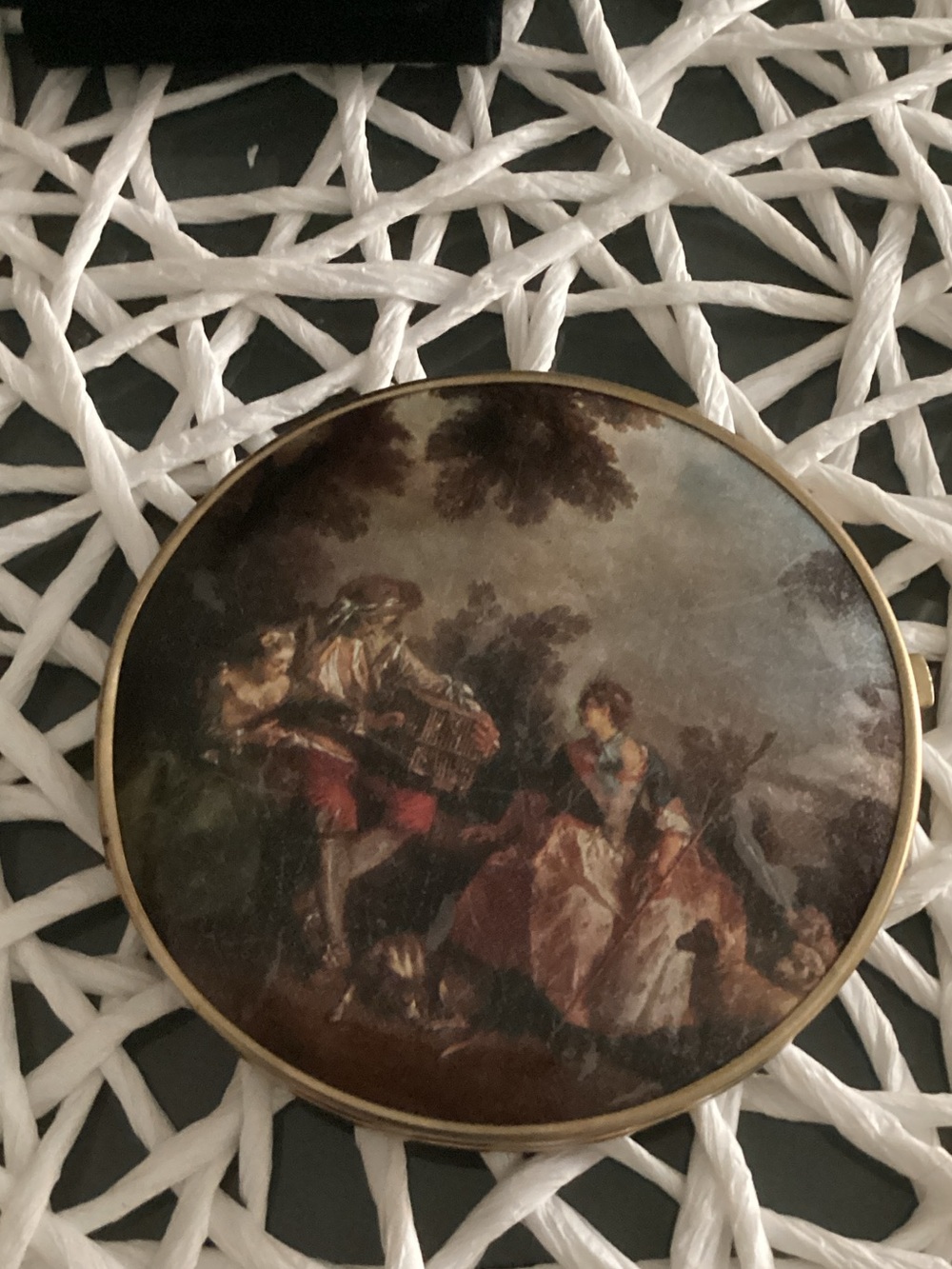 Vintage-Inspired Round Wall Art in Brown and Gold